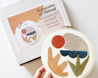 Embroidery Kit - Minimalist Desert Embroidery Kit - Embroidery How To - Beginner Level - Intermediate Level - Patterns and How To