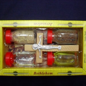 Set Bendito 4 ELEMENTOS Agua Bendita, Jerusalén, Aceite de Unción, Incienso y Cruz de Madera de Olivo Real Jerusalén