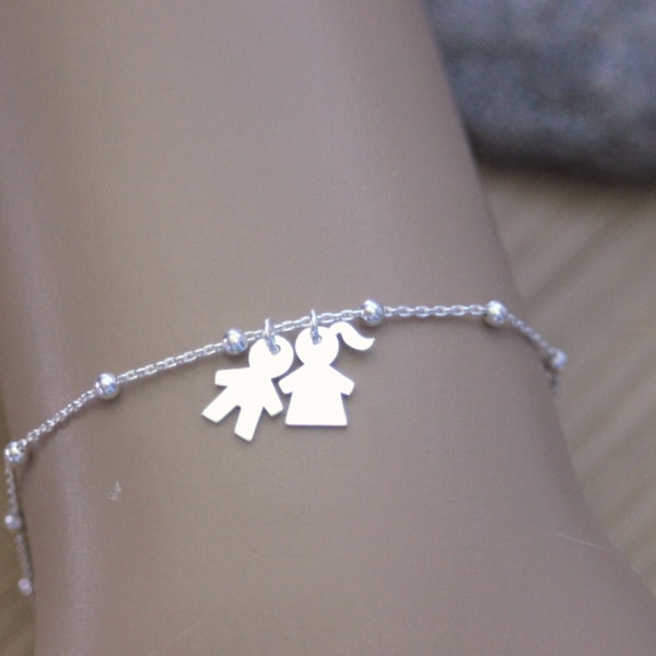 Bracelet argent massif avec 2 breloques petite fille ou petit garçon, idéal cadeau pour maman