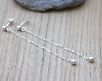 Boucles d'oreilles pendantes minimalistes avec perles en argent massif