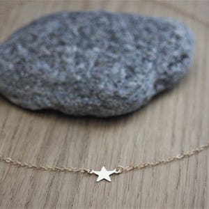 Minimalist Little star Gold Filled choker Necklace zdjęcie 2