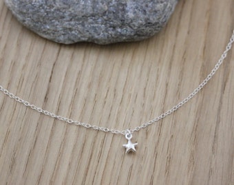 Minimalist Sterling silver choker necklace little star charm pendant