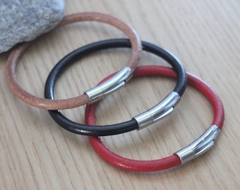 Man bracelet leather clasp stainless steel clip, 3 colors available
