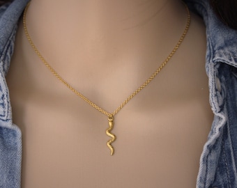 Collier minimaliste en acier inoxydable doré pendentif serpent