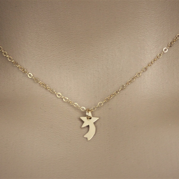 Collier ras de cou fin et minimaliste pendentif petite étoile filante en or Gold Filled