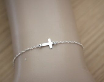 Minimalist cross Sterling silver bracelet