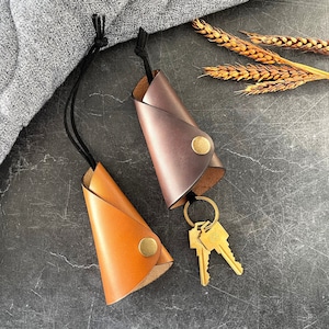 Leather Key Case, Leather Key Holder with Pull Strap, Key Holder, Key Case with Keyring, New Home Gift, Minimalist Key Holder image 1