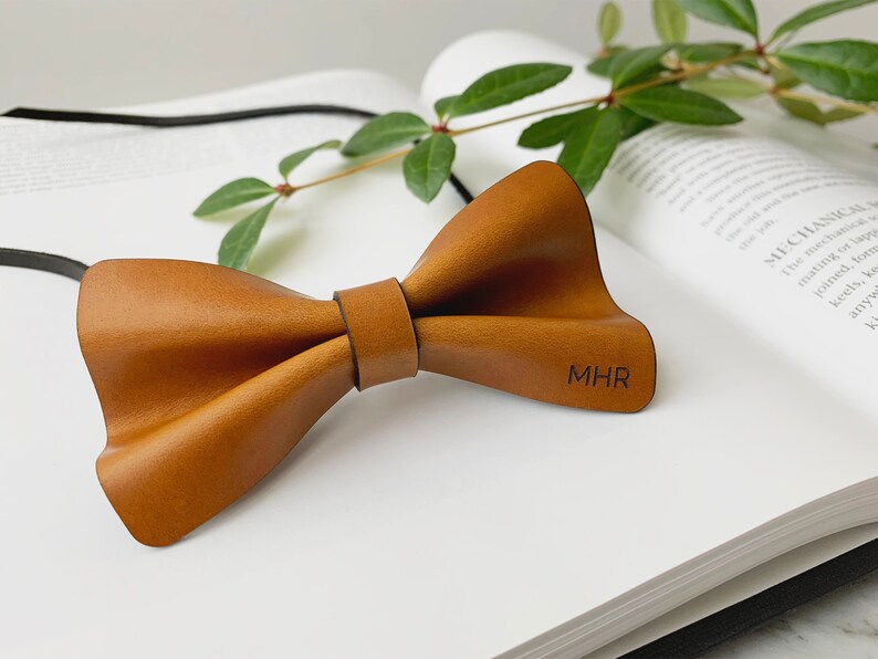 Custom Leather Bow Tie Gift for Men Groomsmen Bow Tie Etsy