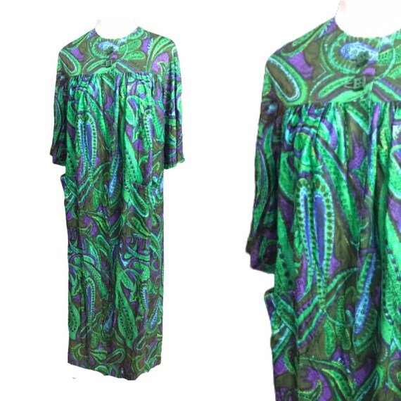 Vintage 60s House Dress Robe Bathrobe Green Paisl… - image 1