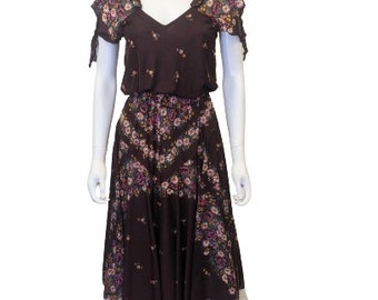 Vintage 70s Purple Floral Dress Flower Border Print Flutter Sleeves women's size Small