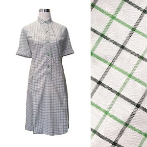 Vintage 60s Dress Green Windowpane Plaid Shirtdress - size M