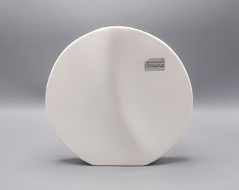 Flora Holland white earthenware design vase, Dorothé van Agthoven, 1980s