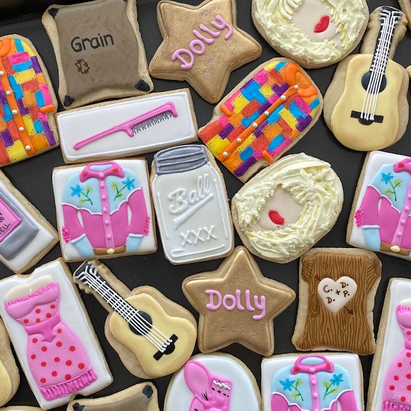COUNTRY MUSIC WESTERN Themed x12  inspired decorated cookies