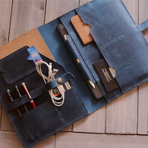 Funda de cuero personalizada para iPad con soporte para lápiz