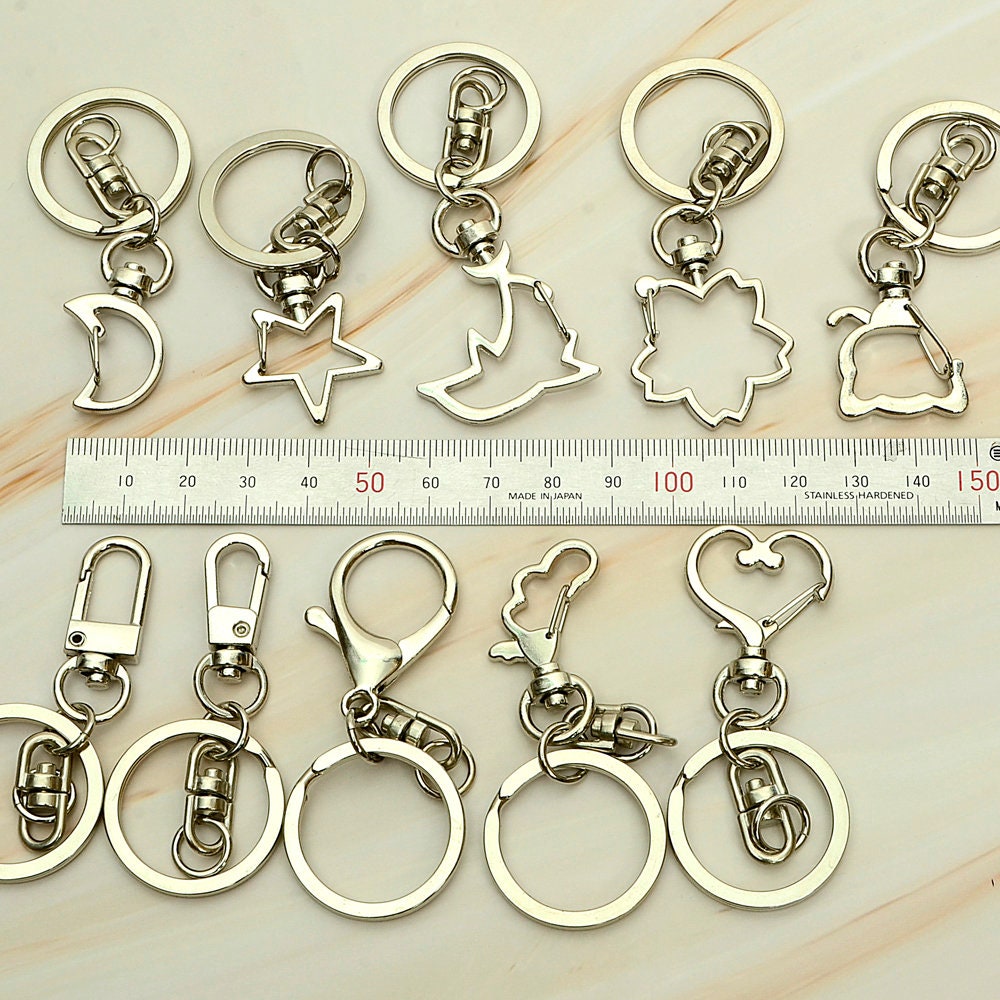 EUBUY Keychain Clear Blanks Set for Vinyl DIY Keychain Crafting Including  26pcs Round Discs 26pcs Keychain Tassels 26pcs Key Chain Rings 26 Key Clasp  Hooks Gold 
