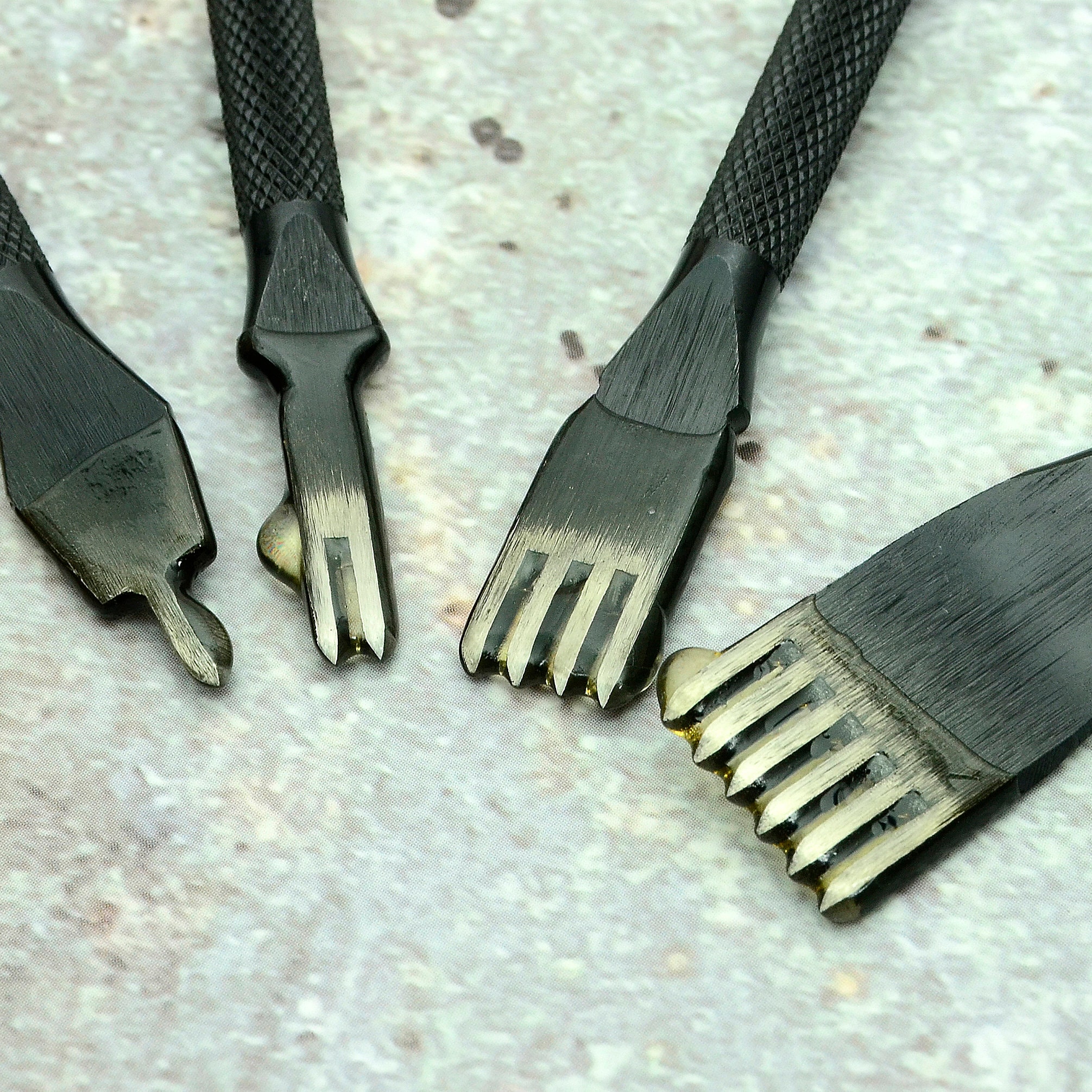 Seiwa on sale stitching chisel