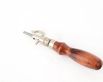 Adjustable Leather Stitching Groover & Beveler Set: Craft Tool with 5 Blades
