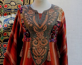 70’s boho dress, kaftan, psychedelic print, orange & Colorful, tribal, ethnic, paisley, Handweavers tunic, bell sleeves, Dashiki, size M/L