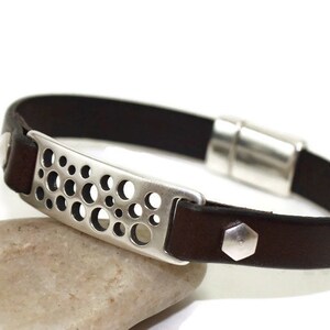 ID bar bracelet men's leather bracelet men's bracelet flat leather bracelet rivet bracelet brown leather bracelet magnetic clasp FLB10-01-02