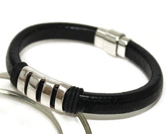 Mens leather bracelet leather bangle mens bracelet licorice leather bracelet black leather bracelet magnetic clasp mens gift LLB-08-01