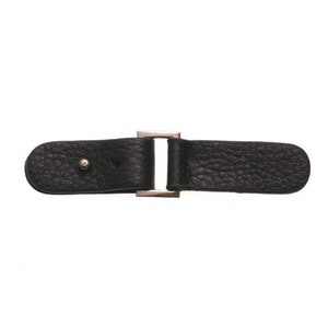 4 1/4&quot; Leather Closure - 2 Colors Available - 201050
