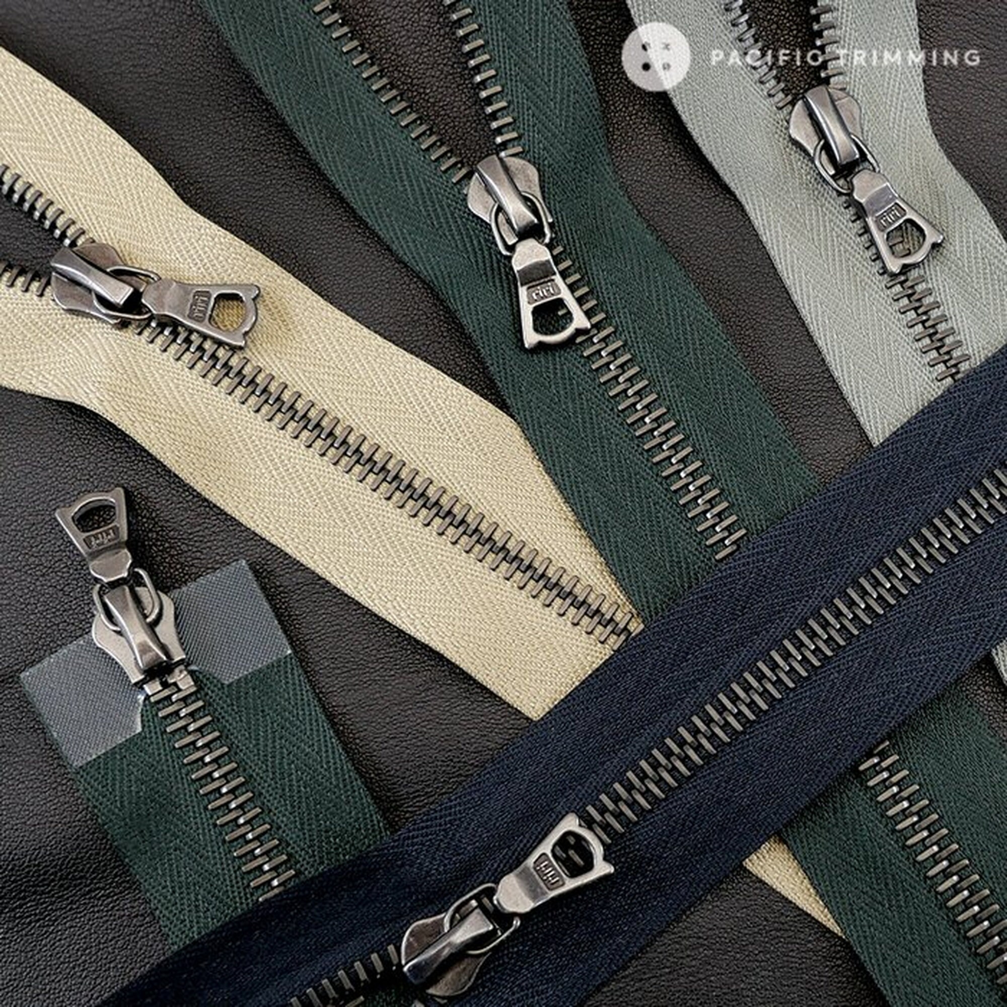 riri☺︎ Riri M4 Two Way Gold Teeth Metal Zipper *custom Cut to