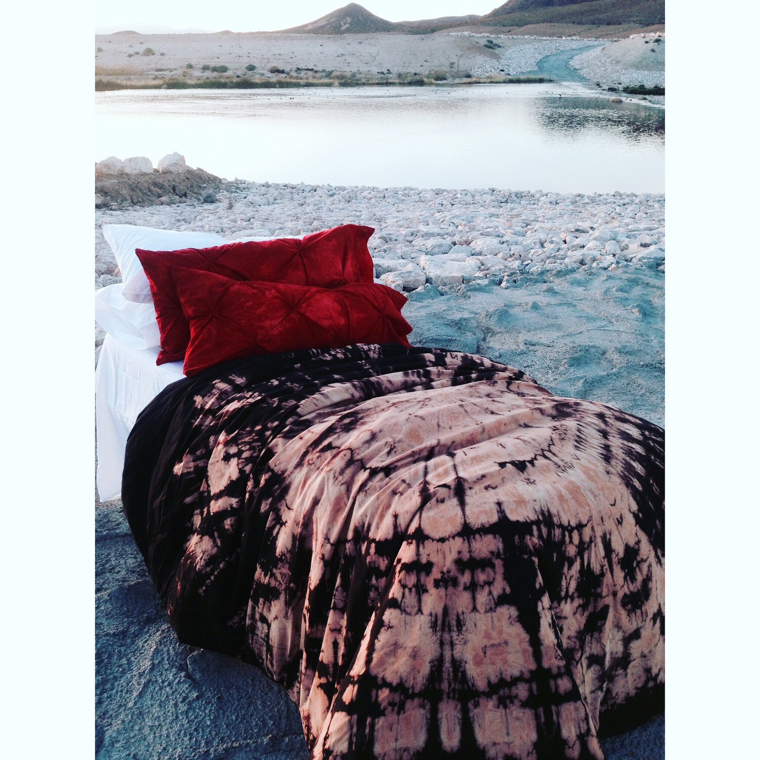 Black & Coral Bohemian Bedding Twin/XL Twin Full/Queen ...