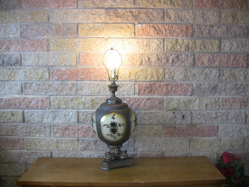 Vintage MCM Mid Century Table Lamp Carl Falkenstein Hollywood Regency Glass & Brass 1960s Home Decor Atomic Ranch image 3