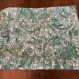 1 Vintage Cotton Feedsack Fabric Green Floral and Vine on White Whole Sack 1920s-1950s Sewing Quilting Material
