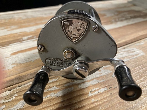 Pflueger Supreme 512 Made in U.S.A Pflueger Supreme® Spinning Reel
