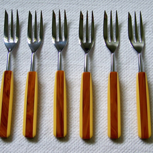 Vintage Mid-Century "CHROM" 6-piece Art Deco 2-Tone Bakelite Handled 3-Tine 6" Pie Cake Dessert Forks