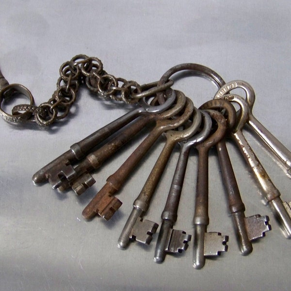 Antique Ring of SARGENT Single Bit Iron Skeleton Keys with Ornate Chain - Old Superintendent's Ring of Door Keys - Vintage Key Lot