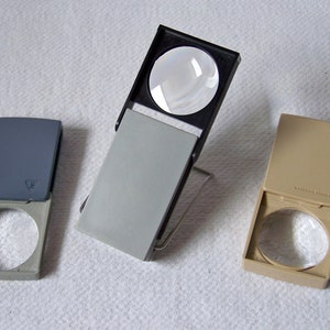 Bausch & Lomb Folding Pocket Magnifier 5x-20x