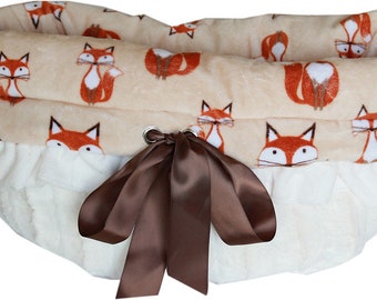 Dog, Puppy & Pet or Cat Reversible Snuggle Bugs Pet Bed, Bag, and Car Seat All-in-One, "Foxy"