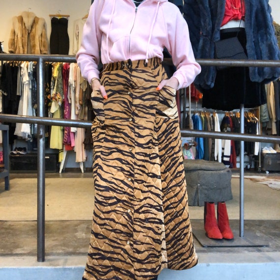 vintage 60s 70s tiger animal print quilted maxi sk