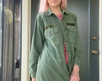 vintage 70s us army og-107 cotton sateen shirt jacket size small