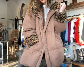 vintage 90s bill blass designer tan clay puffer puffy leopard faux fur winter coat size medium to xlarge unisex