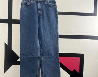 Pantalones vaqueros Levi's vintage para niños de los años 90.