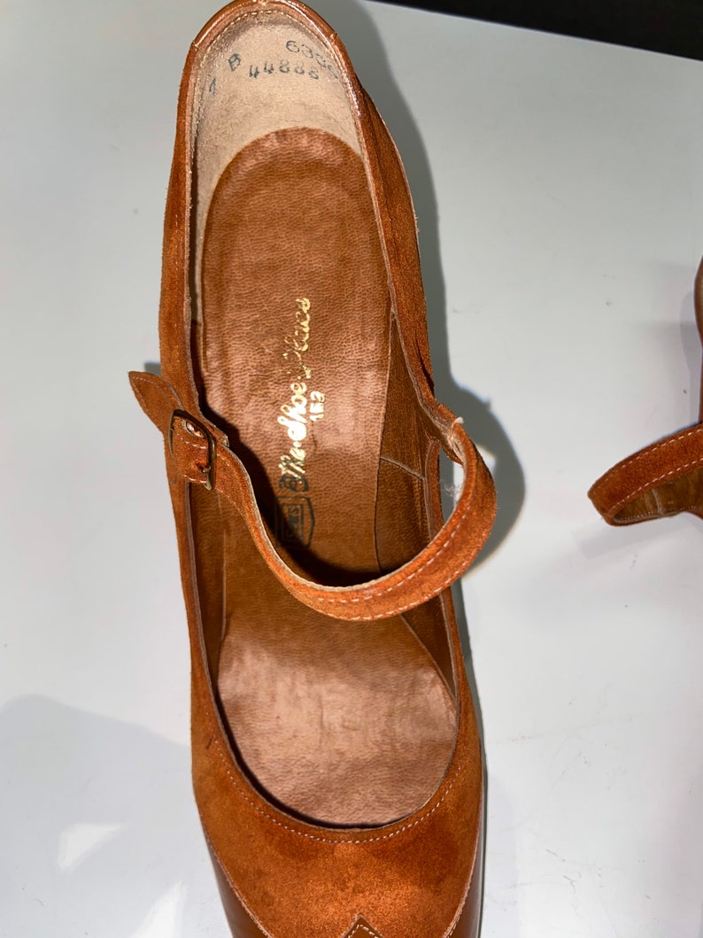Vintage 60\u2019s Sears burnt orange Mary Jane pump heels