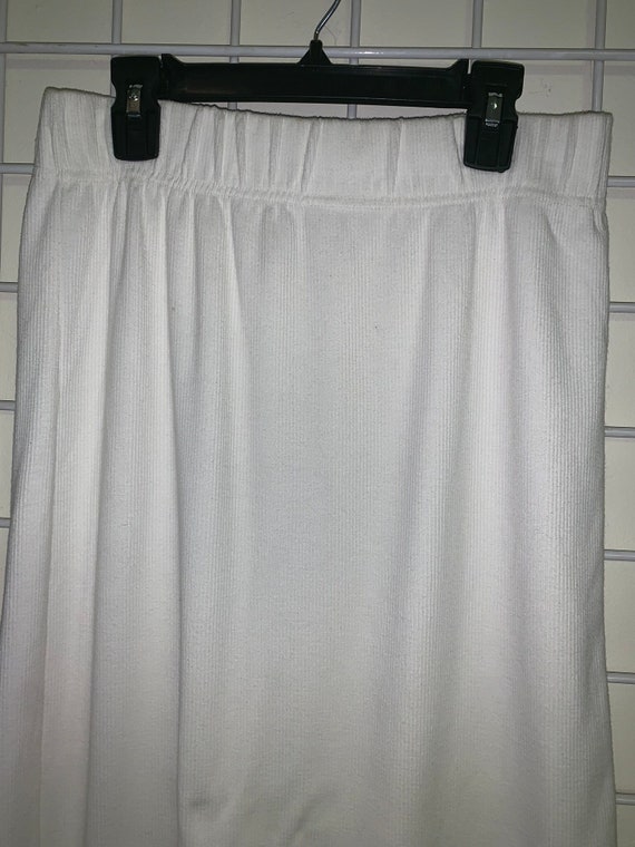 white ribbed maxi skirt
