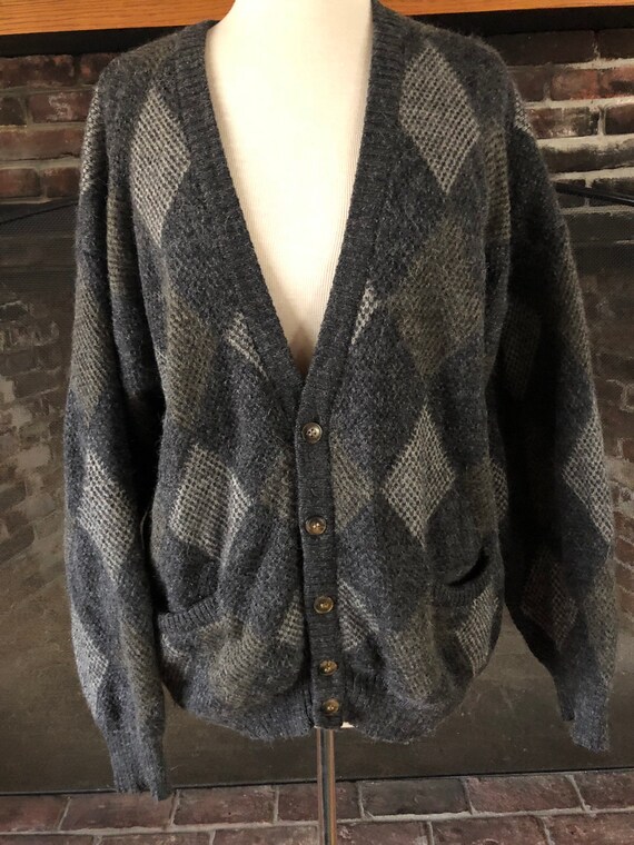 bally sweater