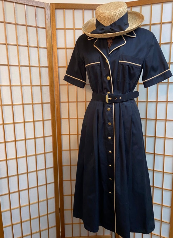 Vintage 80s does 50’s Salvatore Ferragamo dress