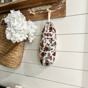 Mauve Floral Plastic Bag Holder: Hanging Cotton Kitchen Storage