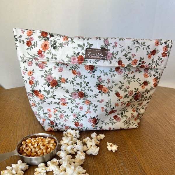 Microwavable Emily Floral Popcorn Bag, Popcorn Bag, Reusable Popcorn Bag, Reusable Snack Bag, Gift for Mom,