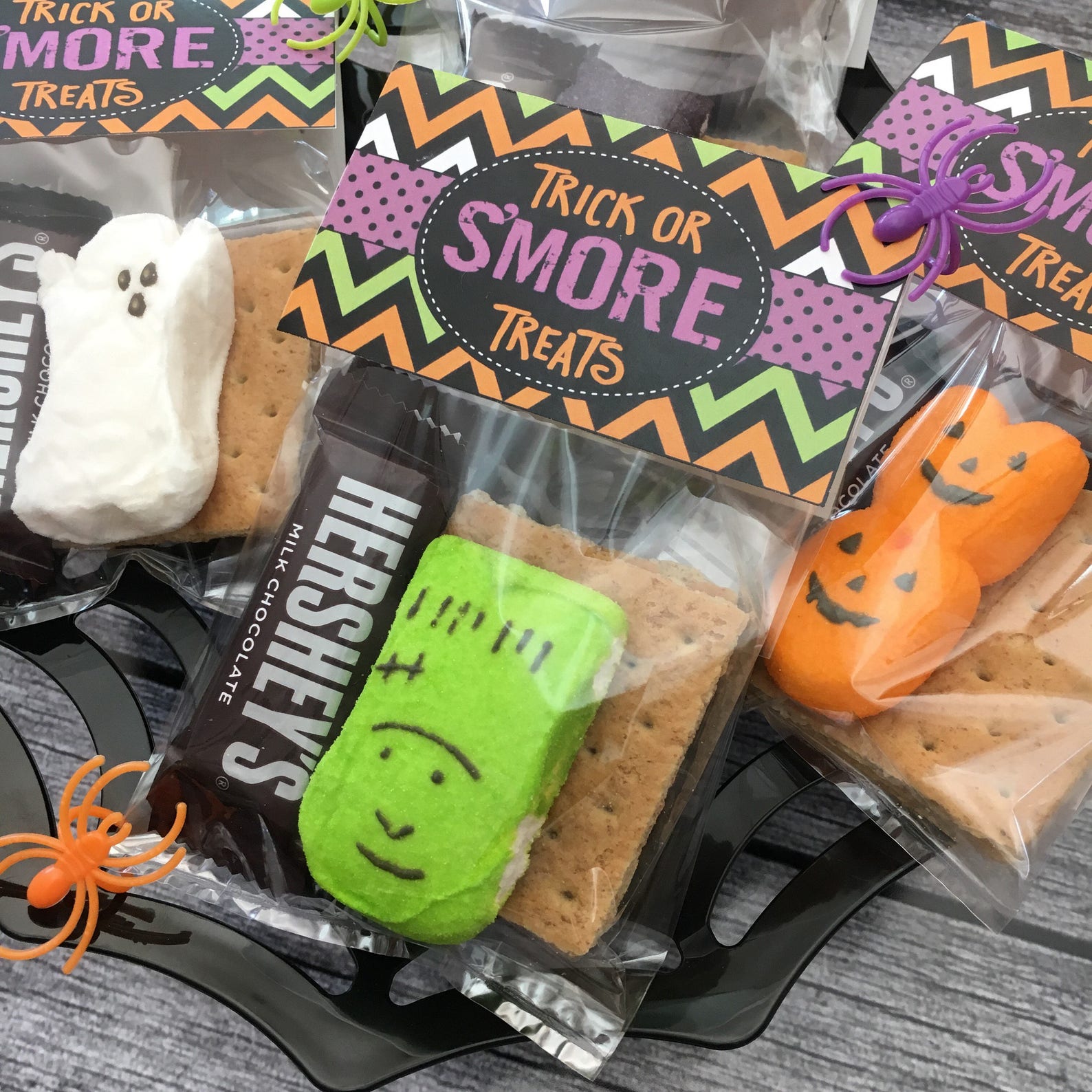 Trick Or S'more Treats! Halloween Treat Tags and Bags Toppers for Halloweem S'mores. Instant Digital Download