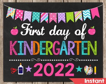 Girl First Day of Kindergarten Sign 8x10  INSTANT DOWNLOAD Photo Prop Printable Back to School Sign Chalkboard, Photo Prop Digital Printable