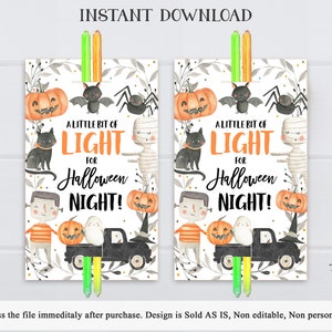 Étiquette de bâton lumineux Halloween Un peu de lumière pour carte de nuit d'Halloween Support de bâton lumineux de fête fantasmagorique imprimable TÉLÉCHARGEMENT IMMÉDIAT HSG11