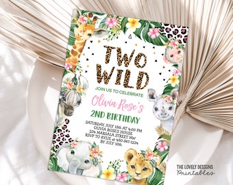 Puede incluir: Una colorida invitación para una fiesta de segundo cumpleaños con temática de jungla. La invitación presenta ilustraciones de acuarela de una jirafa, una cebra, un rinoceronte, un mono, un león y un elefante, rodeados de flores y hojas tropicales. El texto dice "Two Wild".