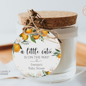 EDITABLE Una pequeña Cutie está en camino Etiqueta de regalo 2.5&quot; Naranja Clementine Baby Shower Círculo Etiqueta redonda Citrus Cutie Favor Etiqueta IMPRIMIBLE DESCARGAR