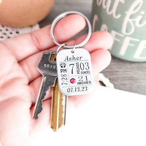 Personalized Birth Announcement Gift Idea | Engraved Newborn Baby Stats Keychain for New Mom or First Time Dad | Parent Grandparent Keepsake